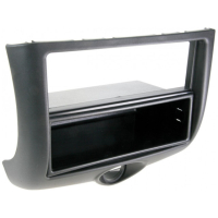 Phonocar 3/396 TOYOTA Yaris 1999 - 2003